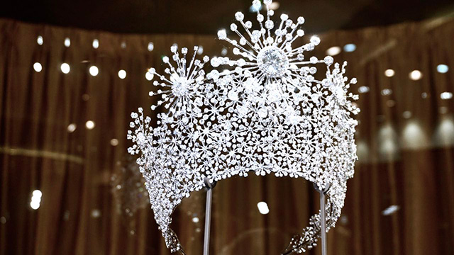 高級(jí)珠寶永恒之星皇冠展示 高級(jí)珠寶永恒之星皇冠展示